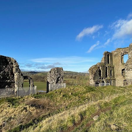 Beech Cottage With Clun Castle View ภายนอก รูปภาพ